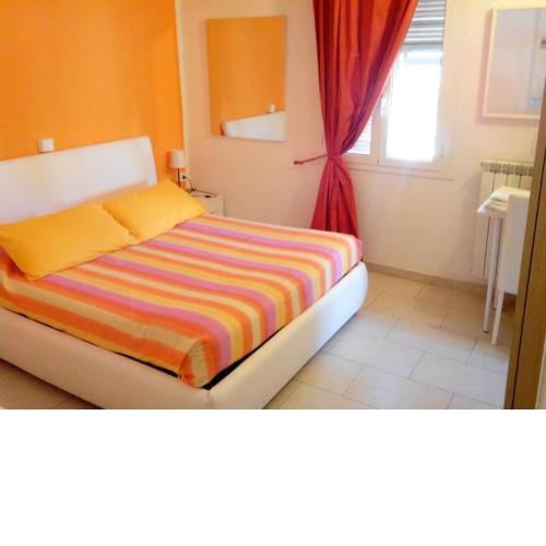 Hotel Holiday Center