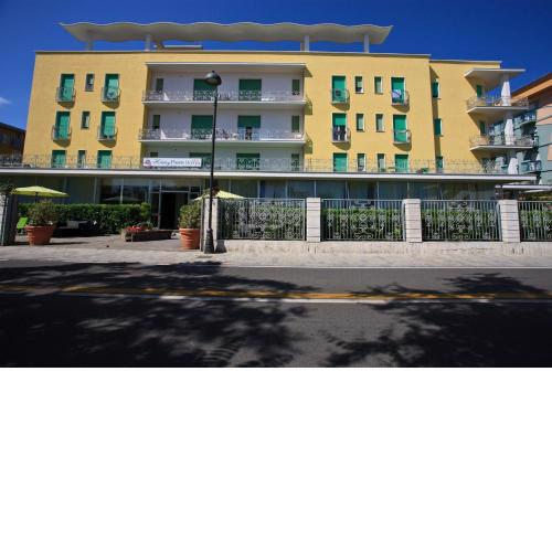 Hotel Holiday Park