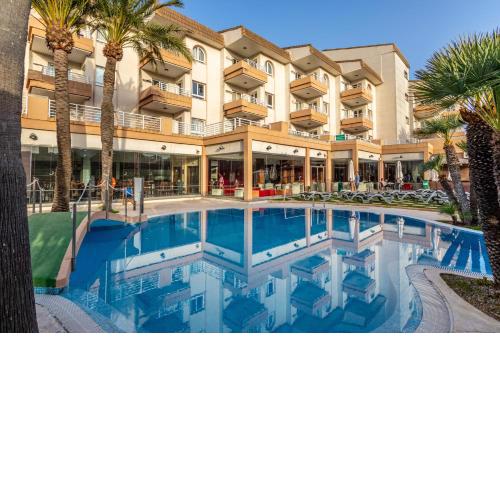 Hotel Illot Suites