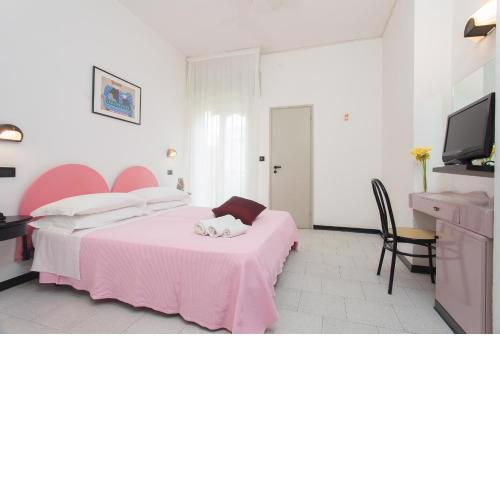 Hotel Joli