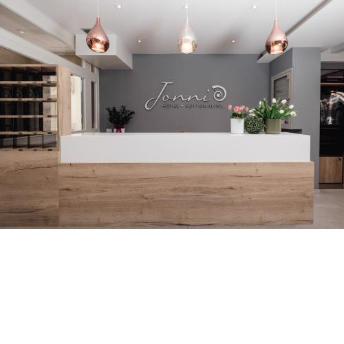 Hotel Jonni