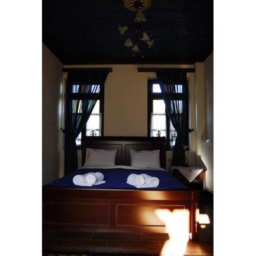 Hotel Kamares