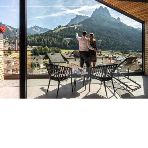 Hotel Ladinia Dolomites View