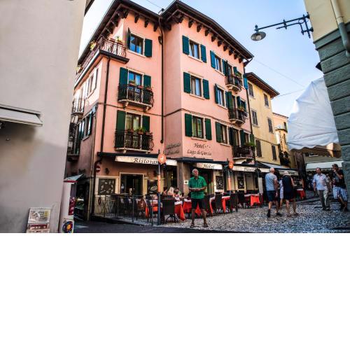Hotel Lago Di Garda
