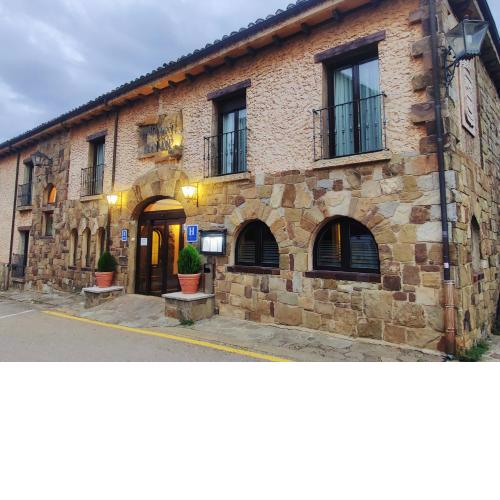 Hotel Leonor Mirón