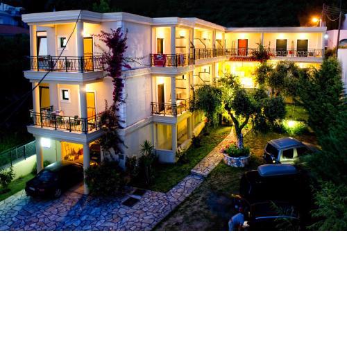 Hotel Loukas Vrachos