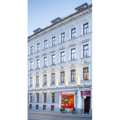 Hotel Lucia
