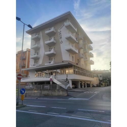 Hotel Madrid