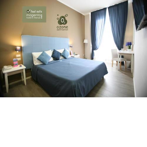 Hotel Magenta