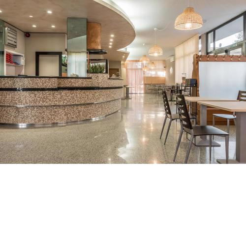 Hotel Maris