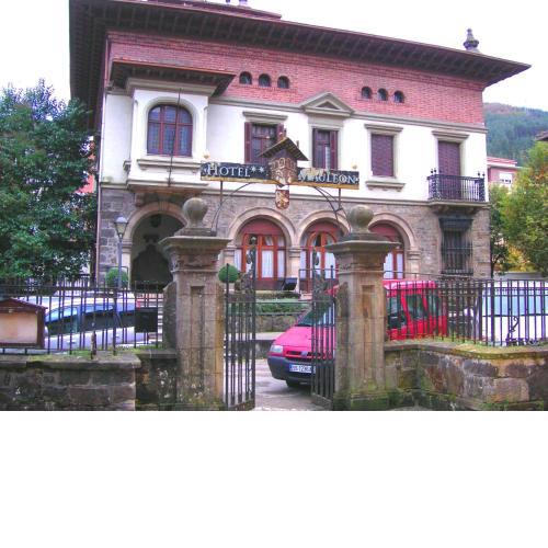 Hotel Mauleon