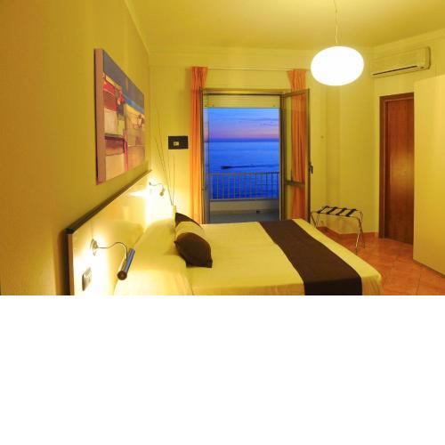Hotel Mediterraneo