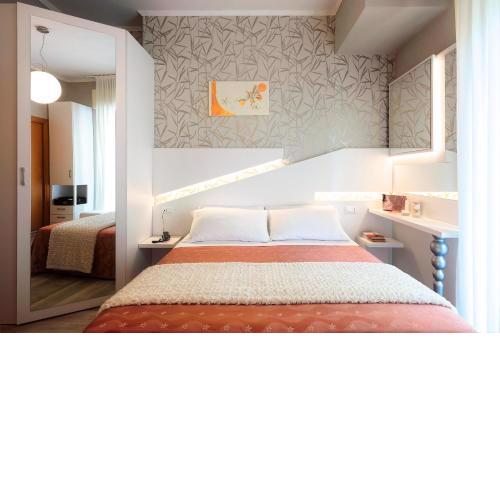 Hotel Ombretta Mare
