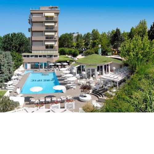 Hotel Pacific