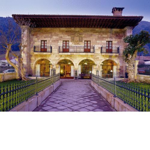 Hotel Palacio Guevara