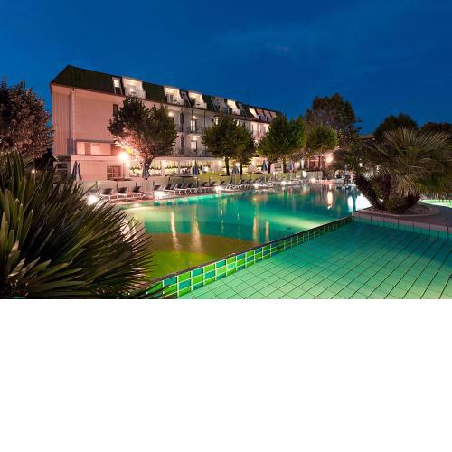 Hotel Paris Resort