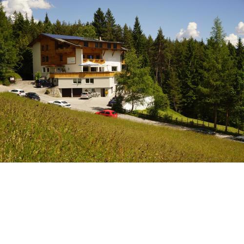 Hotel Pension Tyrol