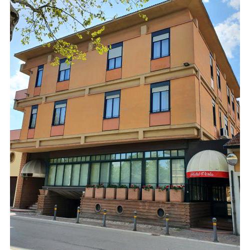 HOTEL PERLA