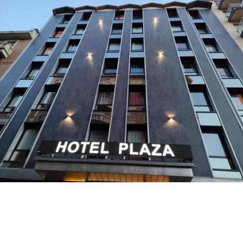 Hotel Plaza