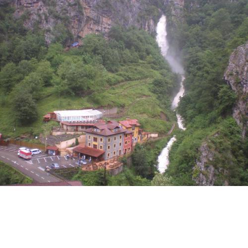 Hotel Puente Vidosa