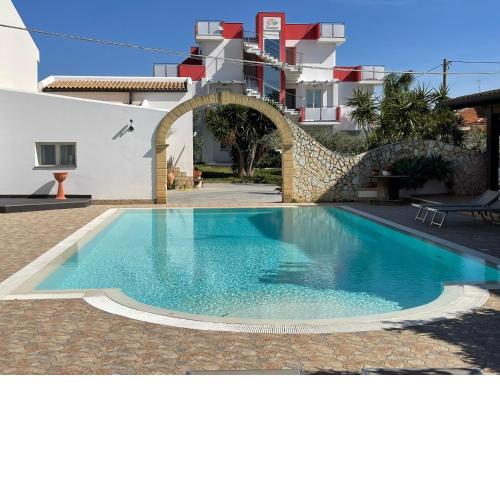 Hotel Rainbow Resort