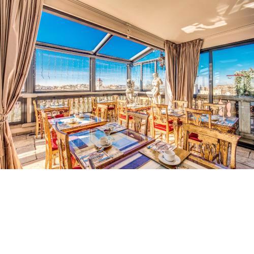 Hotel Romanico Palace