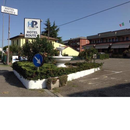 Hotel Route 9