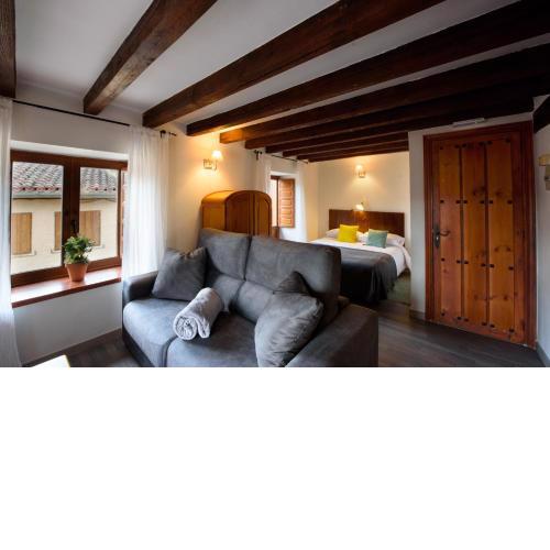 Hotel Rural El Papamoscas