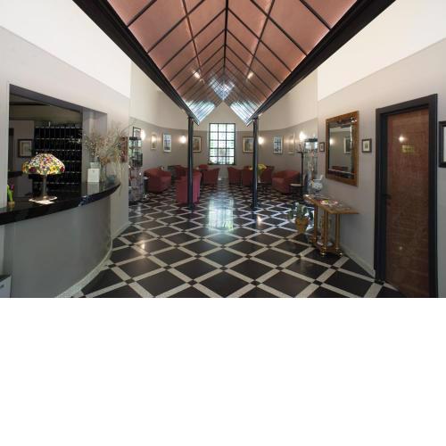 Hotel Salus