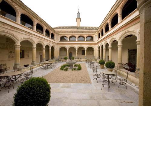 Hotel San Antonio el Real