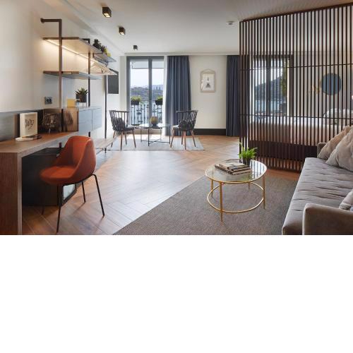 Hotel SANSEbay