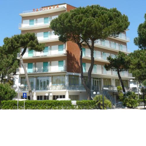 Hotel Sayonara