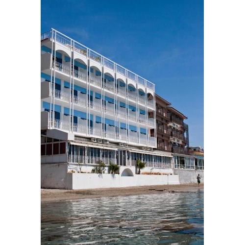 Hotel Tolo