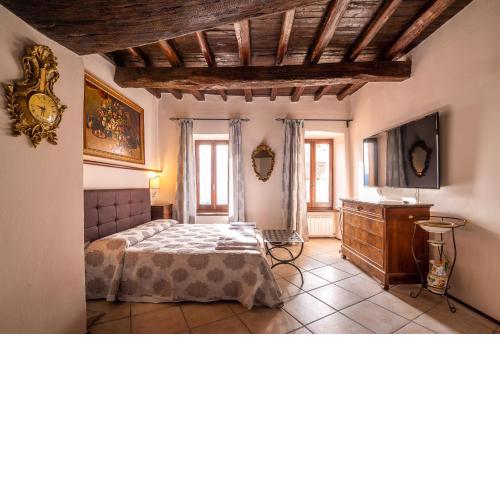 HOTEL TREVI Palazzo Natalini