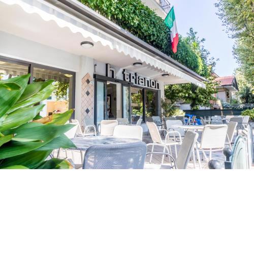 Hotel Trianon
