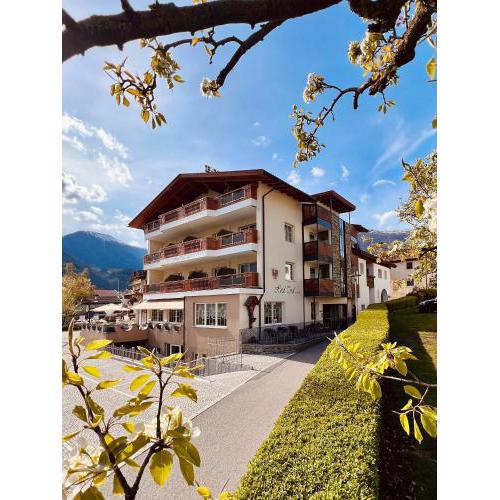 Hotel Tyrol