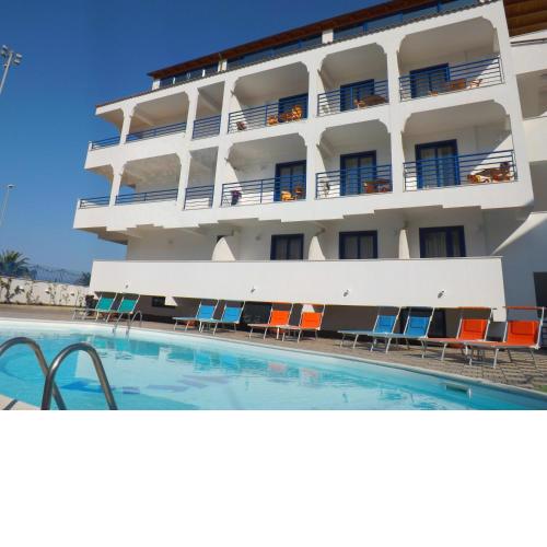 Hotel Yria