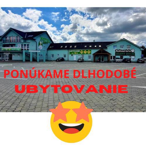 HOTEL ZELENÝ DVOR