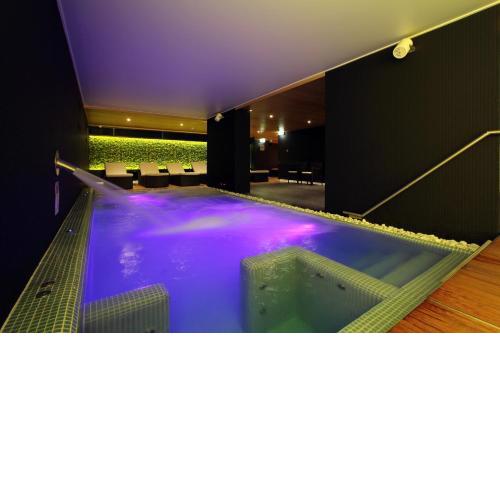 Hotel Zena Beauty & Shopping Center