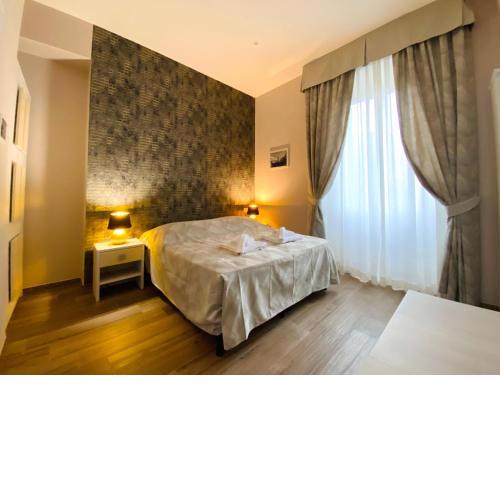 Hotelier 51