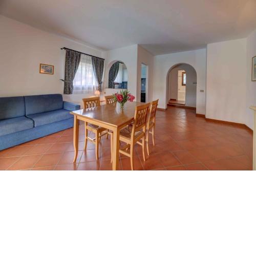 House and Apt. in Sassari 30366