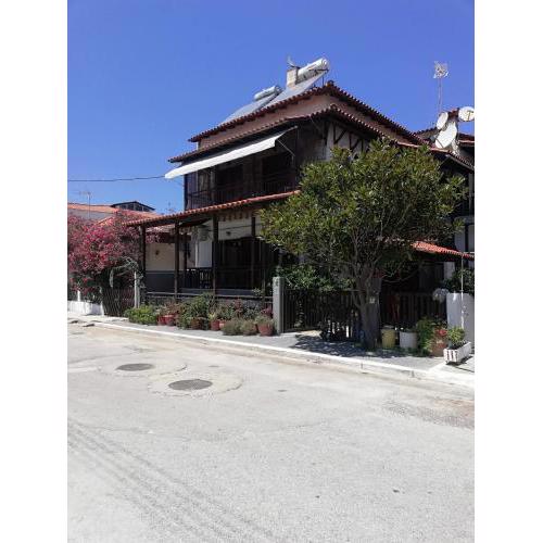 House Anna Sarti