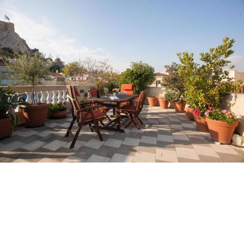 House at the Foothills of Acropolis