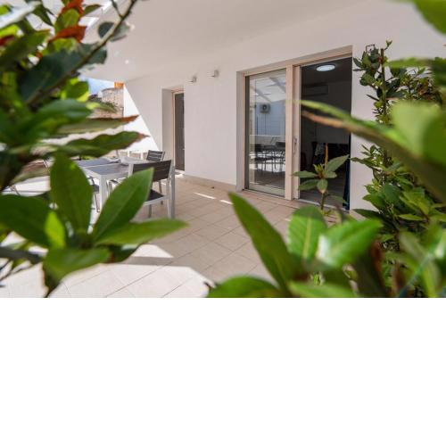 House Cecilia - Fronte Mare
