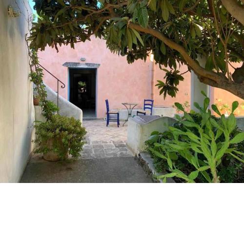 House Il Mandarino, terrace overlooking the sea
