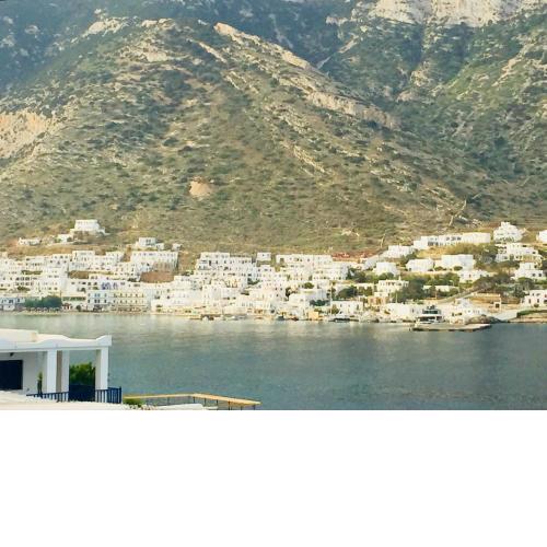 House in Kamares - Sifnos