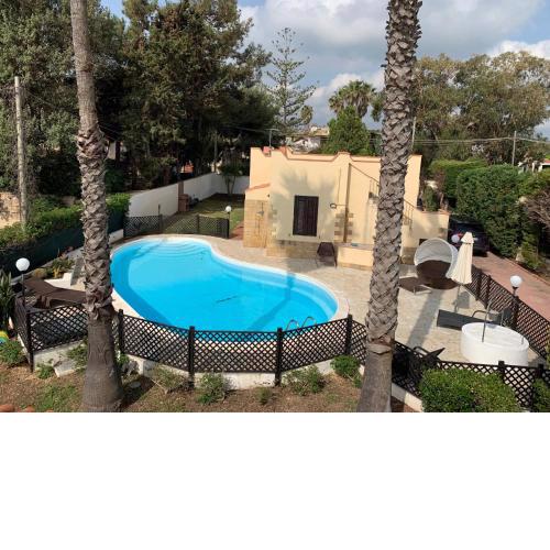 House sea Ognina