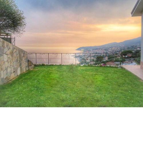House With View