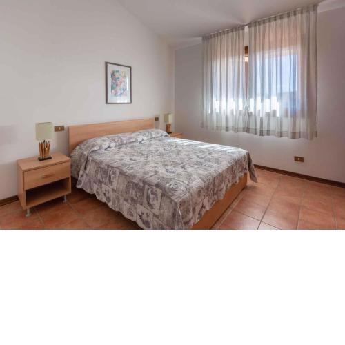 Houses and Apts in Albarella 24882
