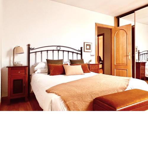 Housingleón - Conde Duplex con garaje gratuito